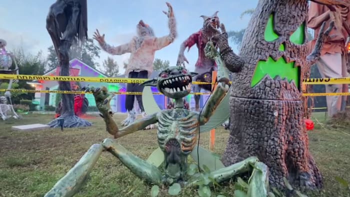 St. Johns County 17-year-old’s elaborate free haunted house becomes Halloween hit