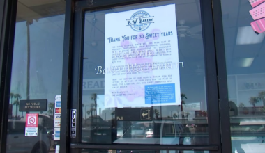 Longtime Phoenix bakery won’t give refunds after abrupt closure