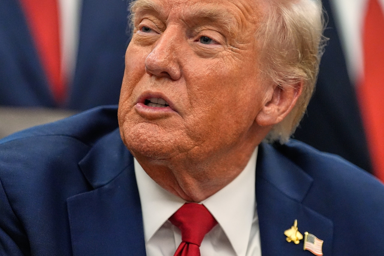Funding freeze for NYC subway, tunnel is unjust retribution from president (letter to the editor)