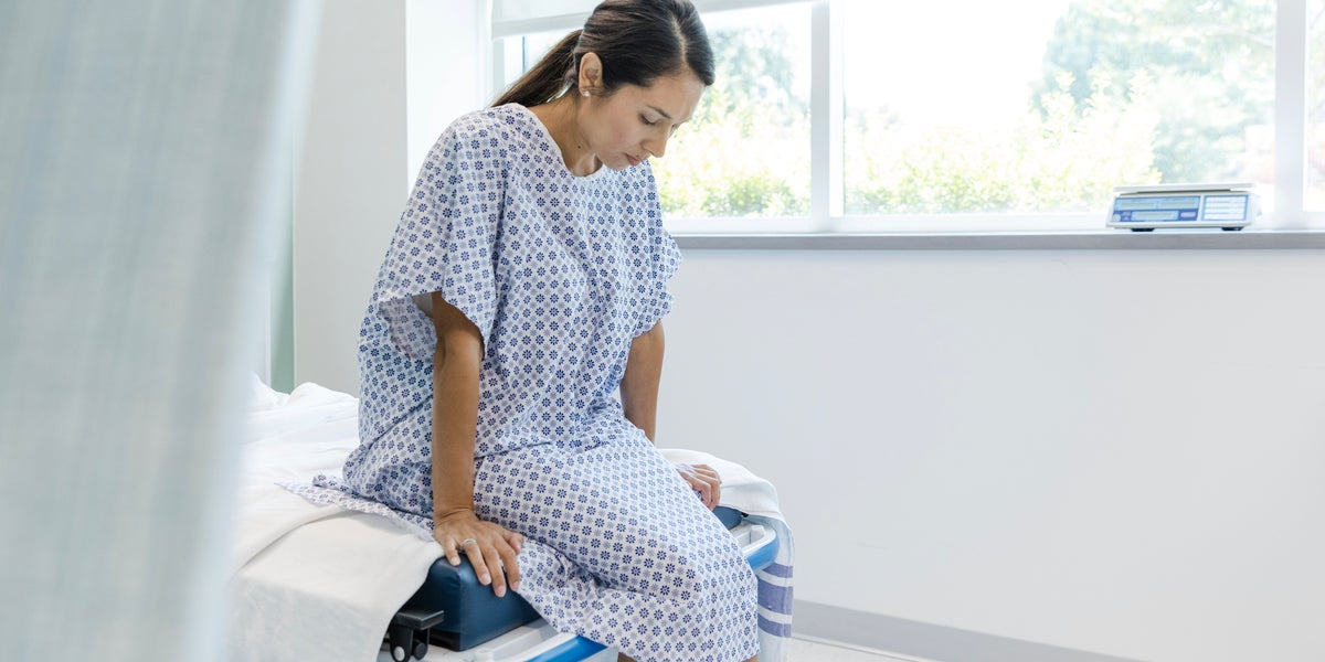 ER Doctors Say These Are The Heart Symptoms Women Should Never Ignore