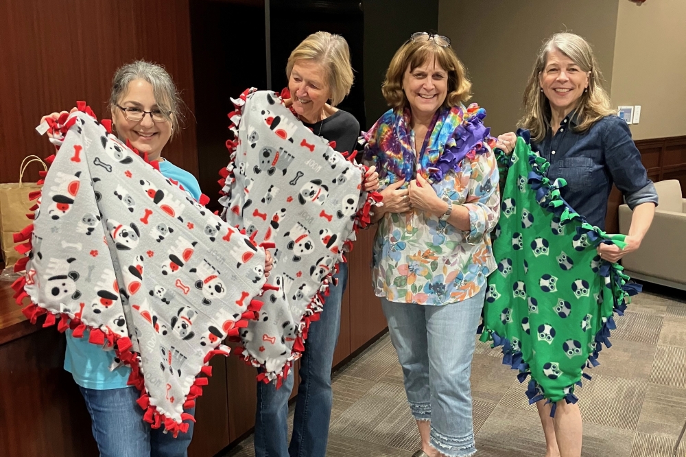 The Colleyville Public Library invites seniors to a monthly social gathering where they can learn a new skill, craft or play games. The next event will be Nov. 1. (Courtesy Colleyville Public Library)
