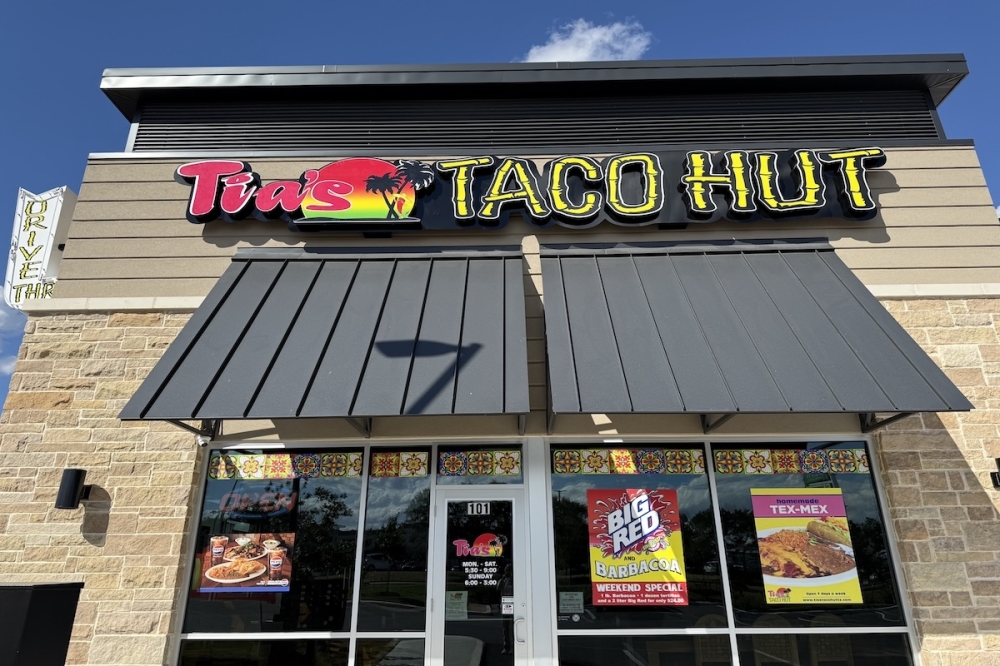 Tia's Taco Hut is expanding across San Antonio, opening its second new location this year and 14th overall. (Andrew Creelman/Community Impact)