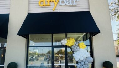 Storefront drybar