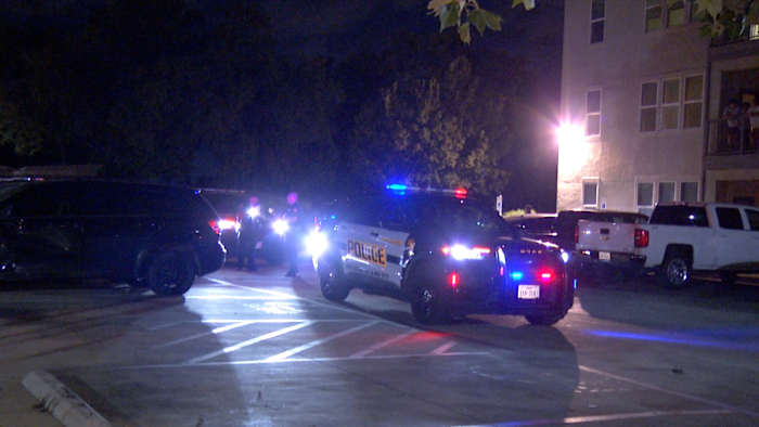 ME’s office identifies man killed in West Side apartment complex shooting