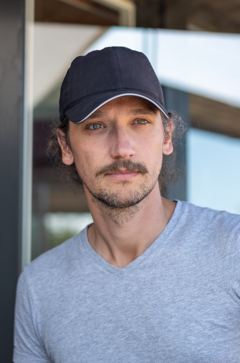Hans Gangeskar is the CEO of Overture Life.