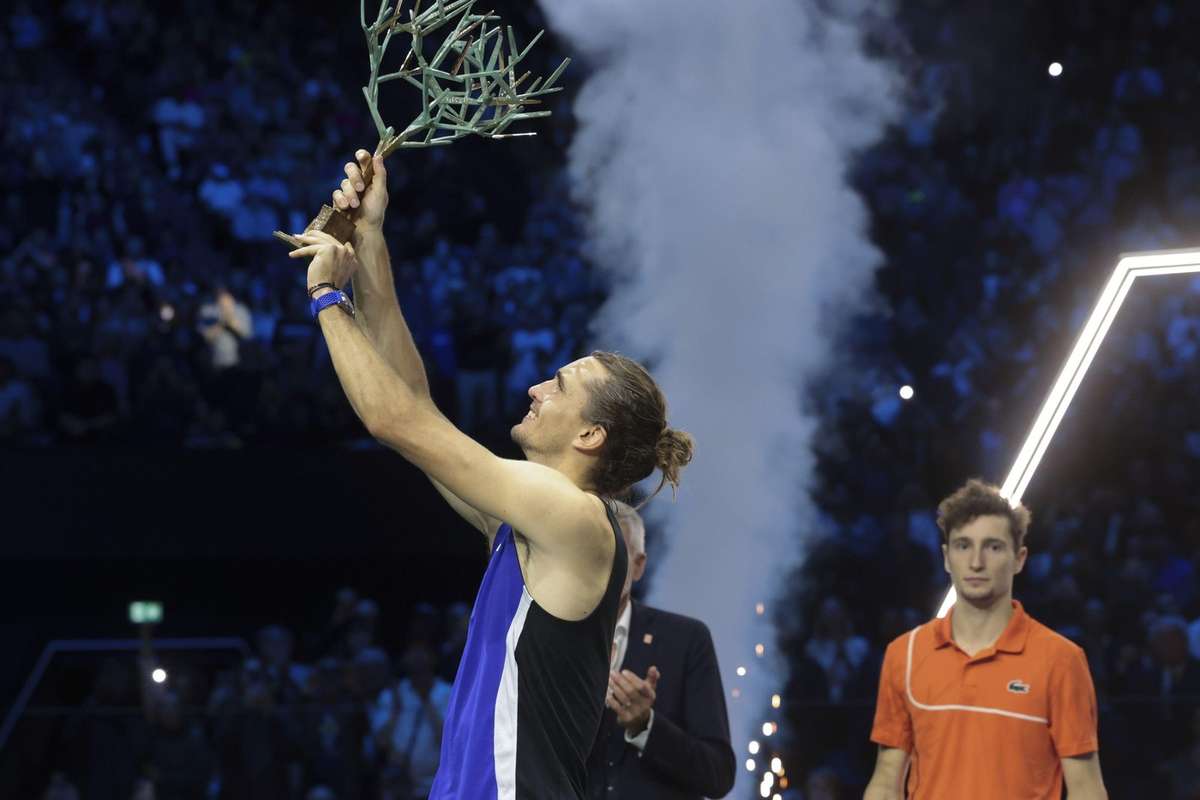 Paris Masters prepares for transition to 'second biggest court in world'