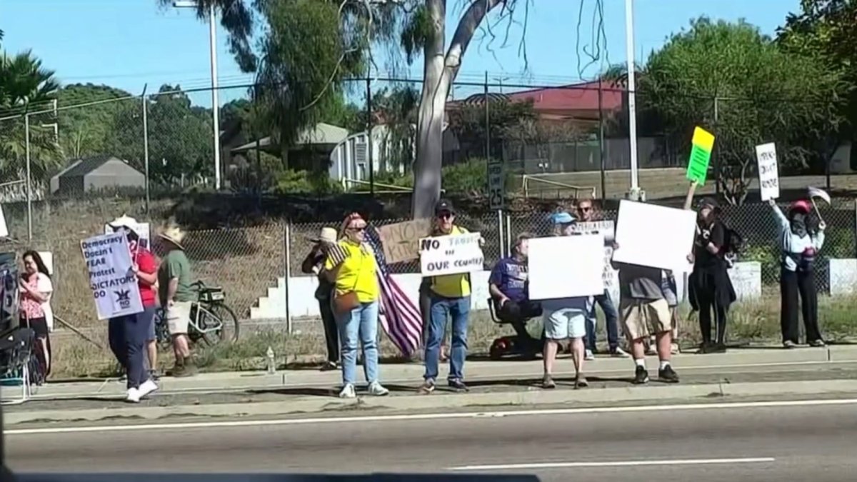 Demonstrators gather outside U.S. Marines’ 250th anniversary event – NBC Los Angeles