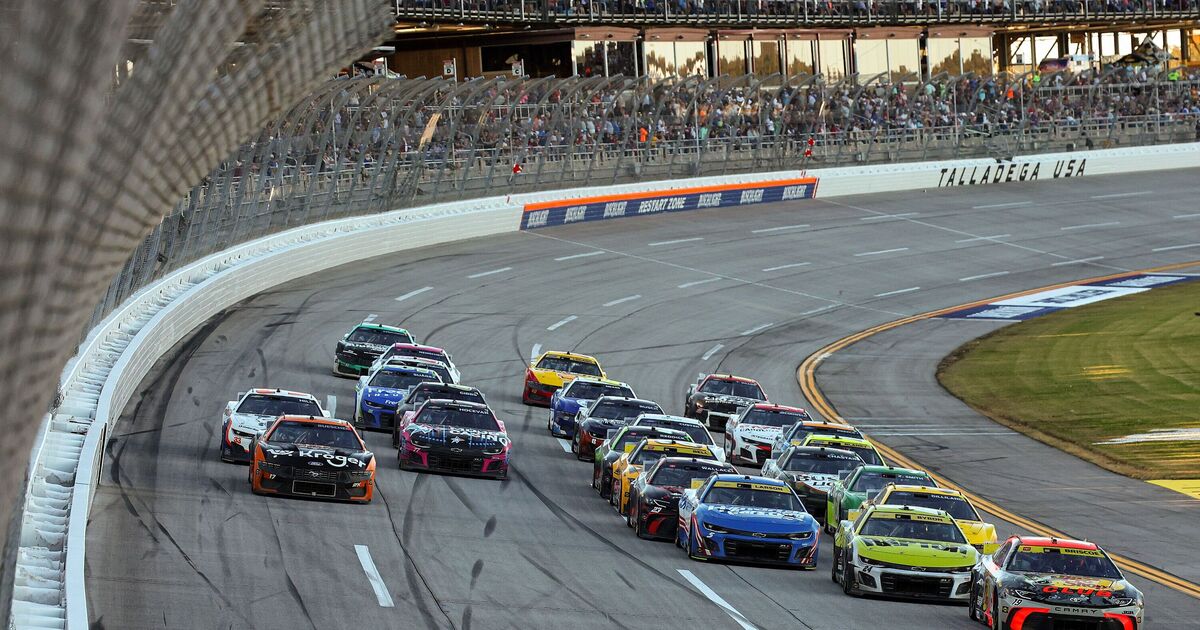 Rick Hendrick witnesses three-pronged disaster in NASCAR Playoffs - Motorsport - Sports