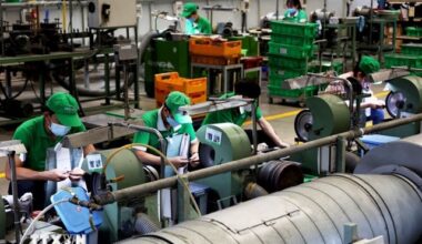Labour market improves in Q3, but challenges persist