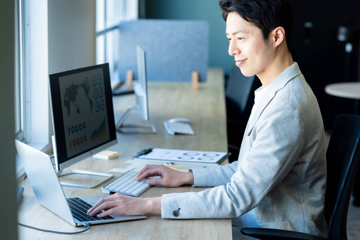 Internet becomes Japan's top daily news source for first time