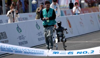 Chinese startup shows off a dancing humanoid robot that starts at $1,400