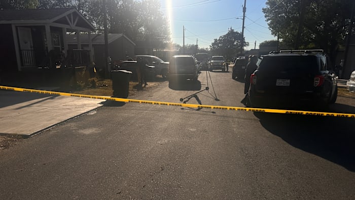 ME’s office identifies man killed in Southwest Side shooting