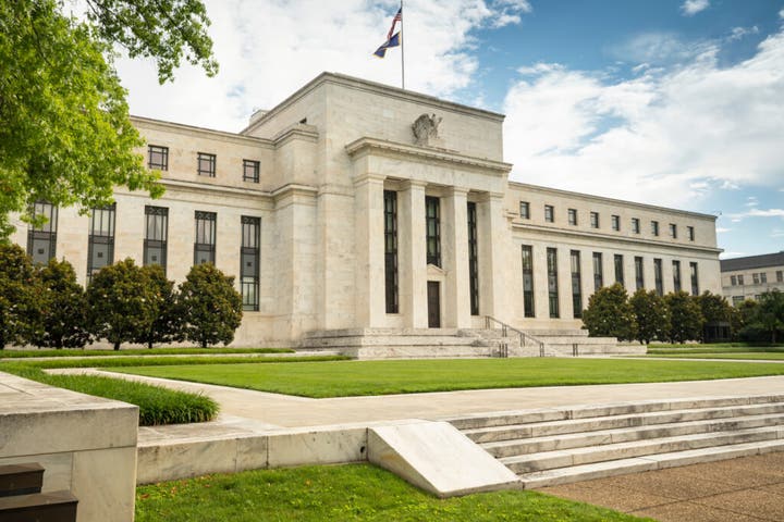 The Fed's Rate Cut Machine Is Just Getting Started—And This Labor Market Data Shows Why