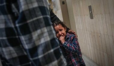 ICE in courts: Arrests of immigrants continue at Federal Plaza, leaving children in tears after families separated