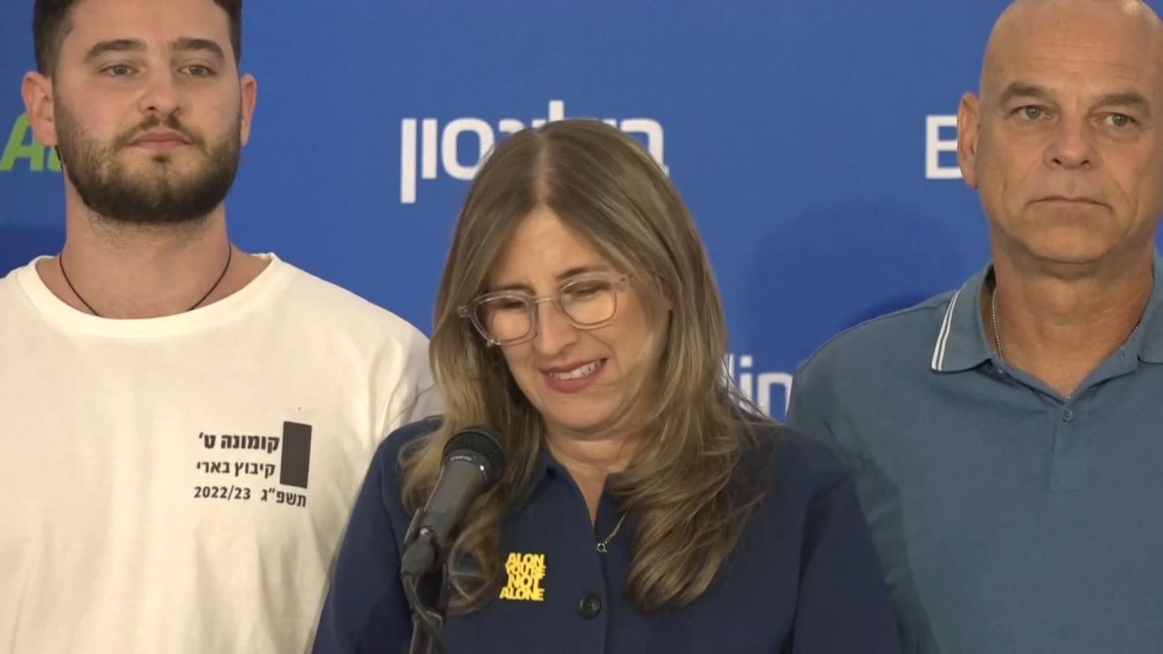 <p>Idit Ohel, the mother of recently freed Israeli hostage Alon Ohel, expressed profound gratitude and called on Israelis to transform the nation’s unity and hope into lasting change.</p>