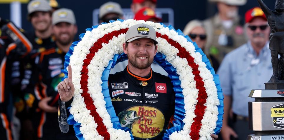 Best NASCAR Cup Series Bets and Predictions for the Xfinity 500 at Martinsville