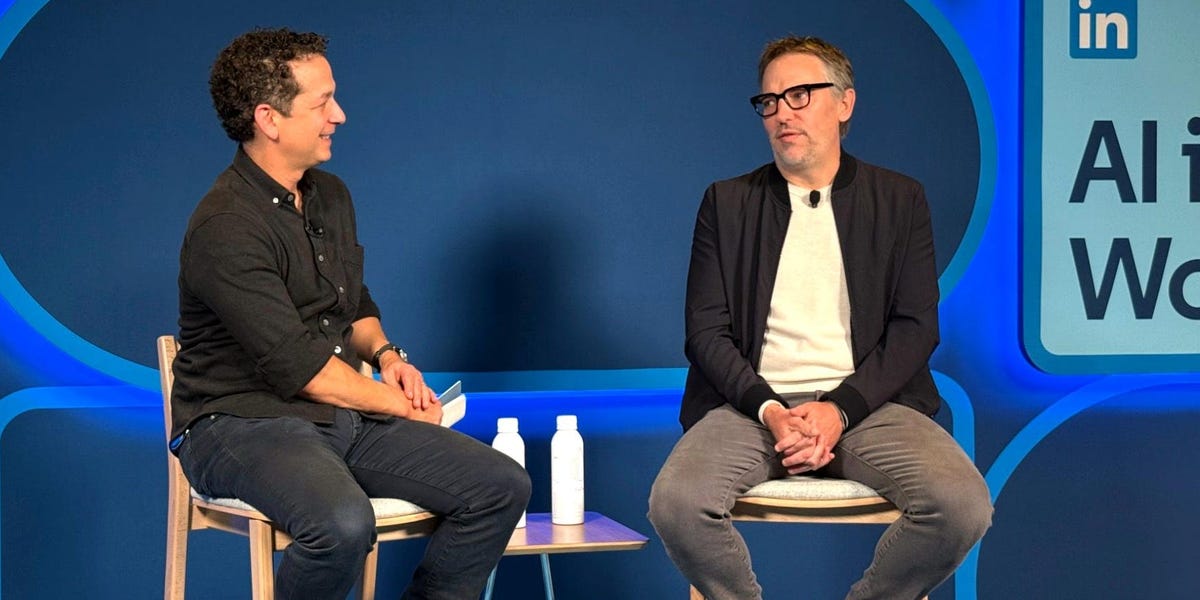 LinkedIn CEO Says He Uses AI to Help Write 'Super High Stakes' Emails