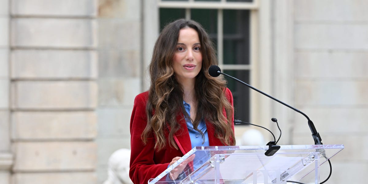 Former OpenAI Product Manager Launches Startup Backed by Mira Murati