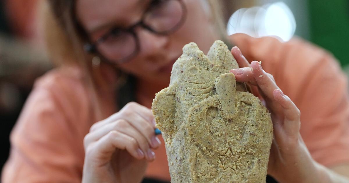 Scrapple sculpture contest winner prevailed in Eagles country by putting the pig into pigskin | News