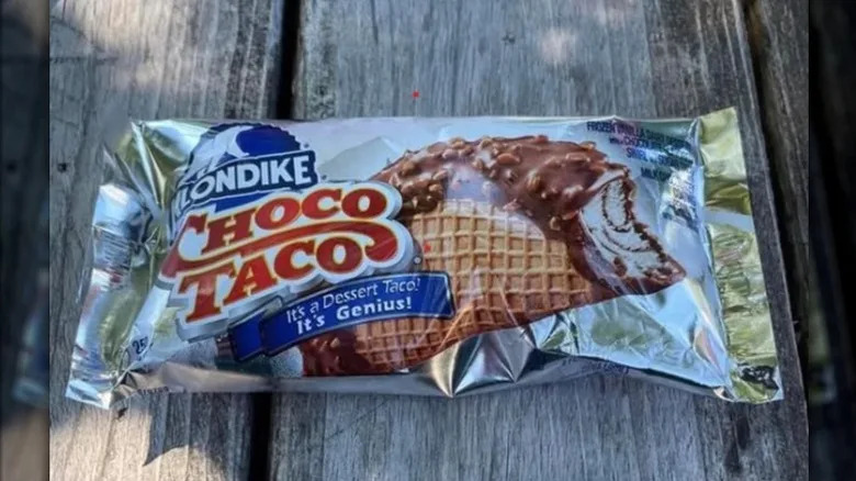 Klondike Choco Taco on wooden planks