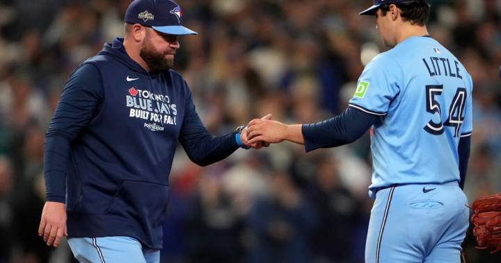 Schneider continues to defend bullpen choices