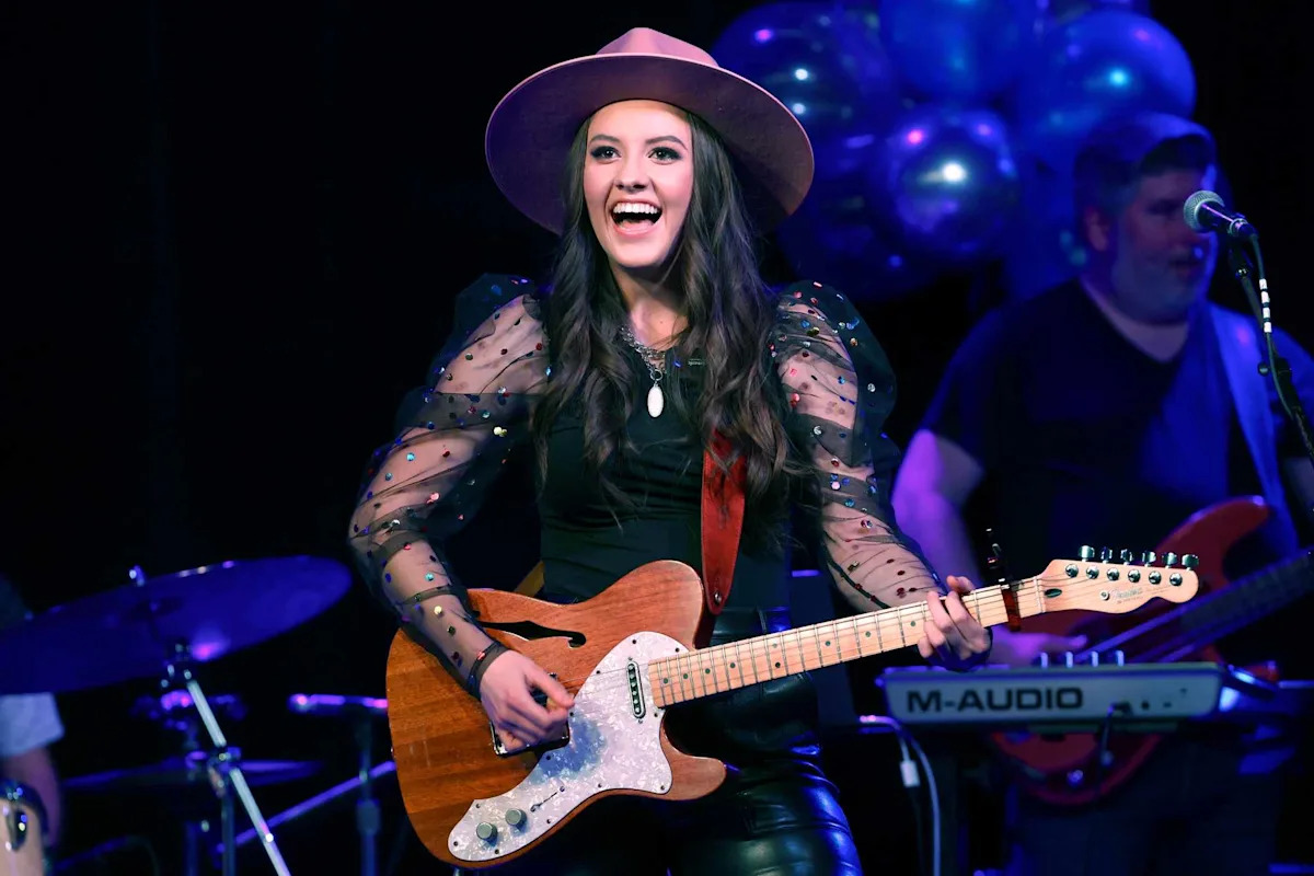 All About Country Artist Maggie Baugh