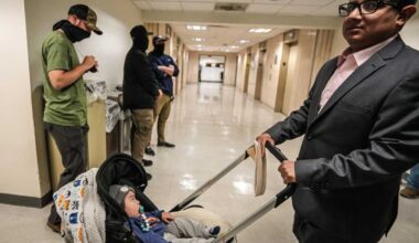 ICE in courts: Congress Member Goldman, other NYC pols press NYPD to patrol feds, arrest agents who break the law