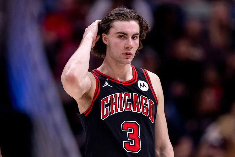 Chicago Bulls guard Josh Giddey (3).© Stephen Lew-Imagn Images