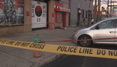 Man shot, killed after leaving South Philadelphia bar, police say