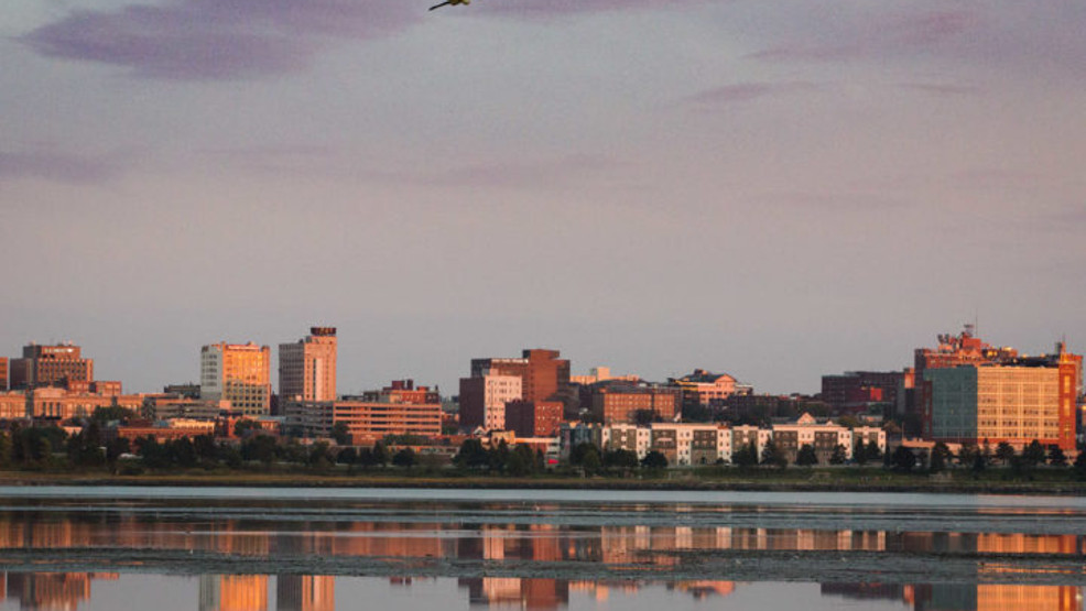 Moody's lists Maine as one of 22 states facing recession