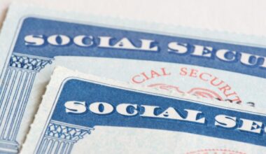 Can Claiming Social Security at 70 Take the Place of Retirement Savings?