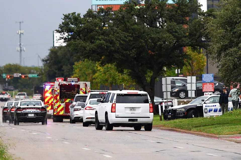 Law enforcement and emergency personnel respond near the scene of a shooting at a US Immigration and Customs Enforcement (ICE) detention facility in Dallas, Texas, on September 24, 2025. A detainee was killed and two were wounded in a sniper attack Wednesday on a US Immigration and Customs Enforcement (ICE) facility in the Texas city of Dallas, officials said. (Photo by Aric Becker / AFP) (Photo by ARIC BECKER/AFP via Getty Images)