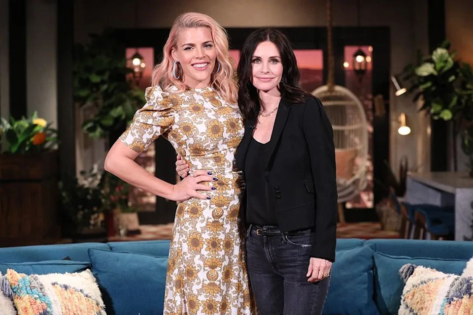 <i>Cougar Town</i>