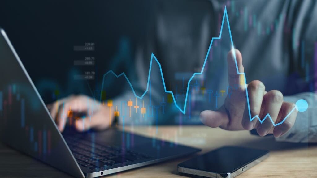 Perplexity CEO Aravind Srinivas Backs $9M AI Startup That Cuts Finance Grunt Work By 40% And Slashes Month-End Close In Half