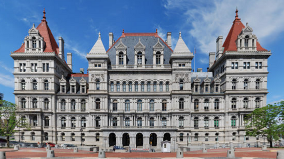 New bill proposes pay forfeiture for NY leaders if budget deadline isn't met