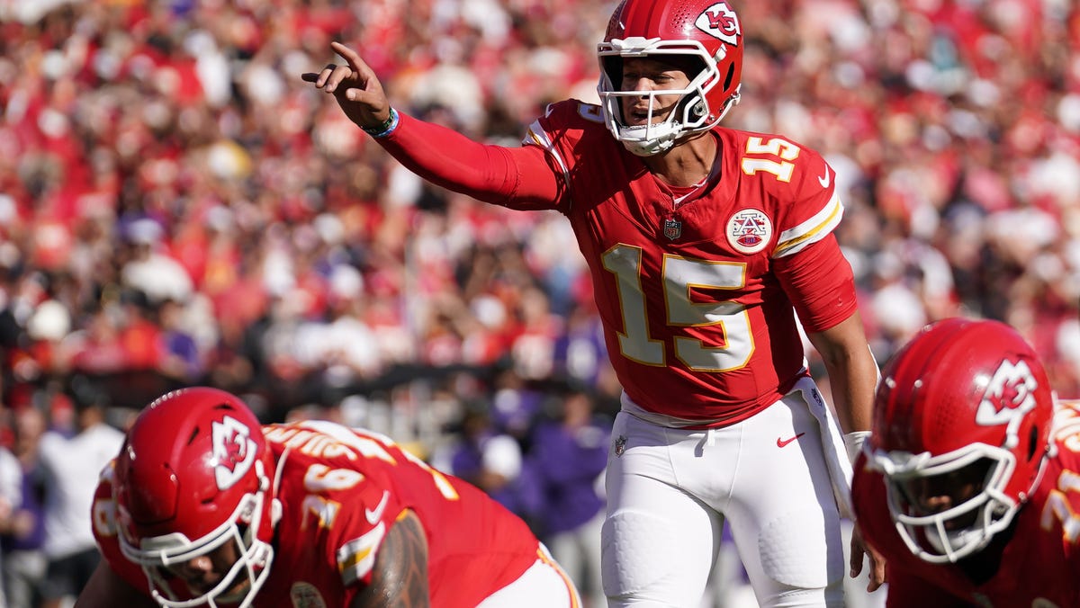Chiefs at Jaguars odds, picks and predictions