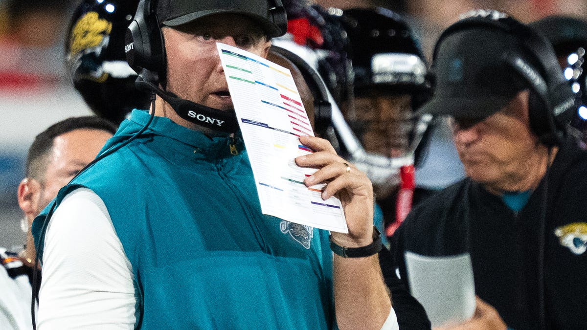 Liam Coen postgame speech fires up Jacksonville Jaguars and fanbase