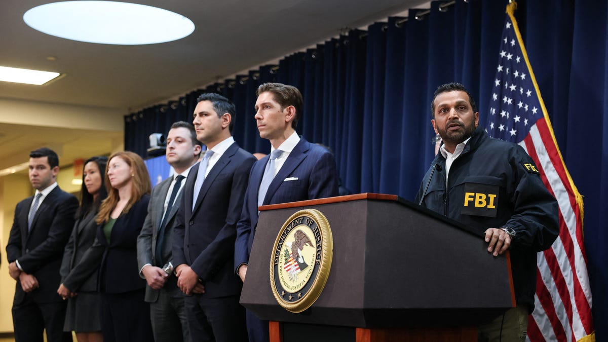 What is La Cosa Nostra involved in sports betting investigation?