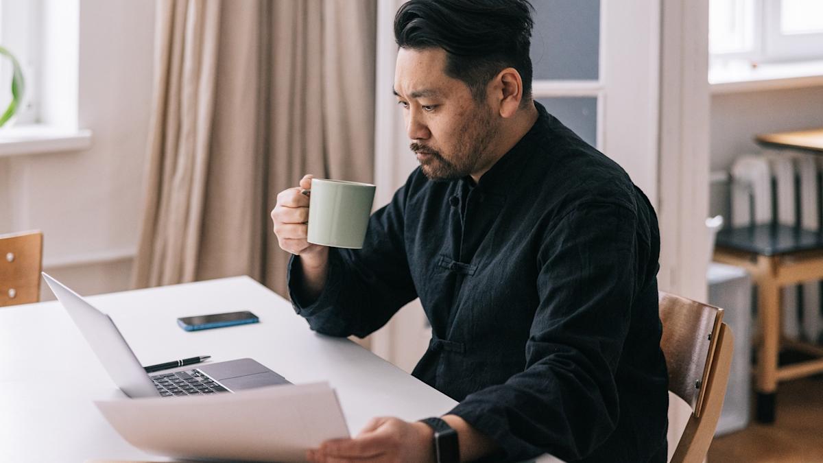 3 Types of Bills Millionaires Never Put on Autopay