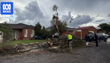Thousands left without power as severe thunderstorms hit Victoria
