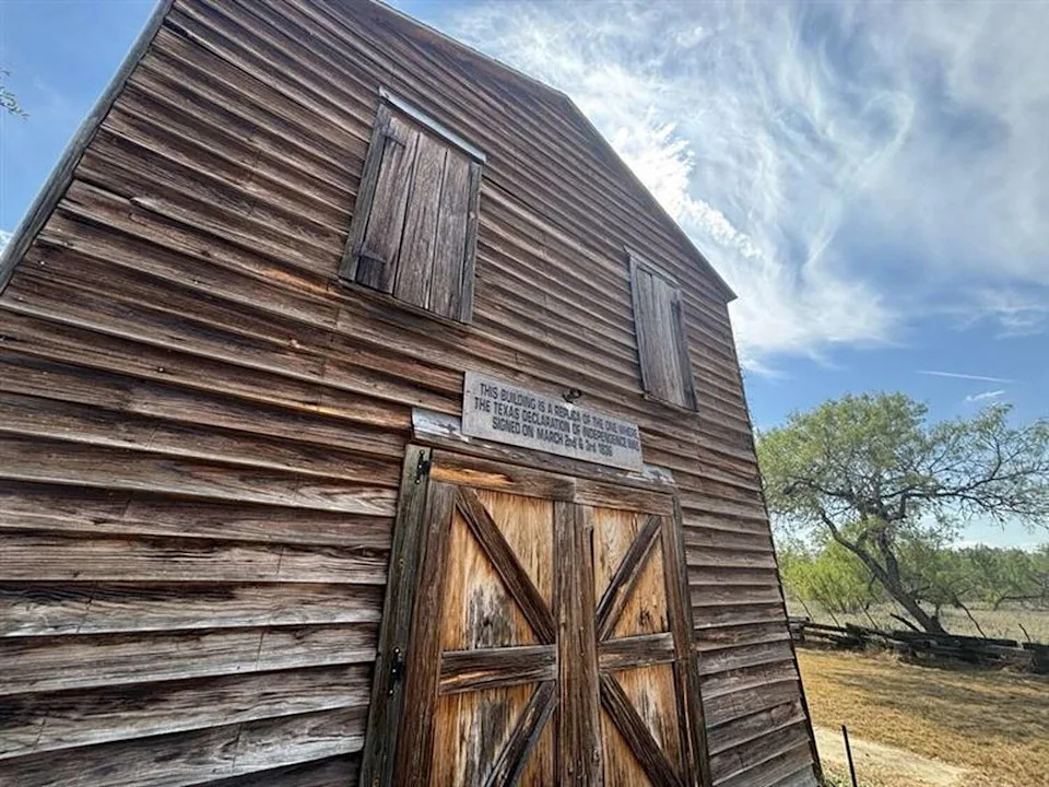 The exterior of the Bigfoot Wallace Museum, which is the home of an exact replica of the the building where Texans signed the Texas Declaration of Independence from Mexico on March 2, 1836 at Washington-on-the-Brazos near College Station. (Mia Valdez/MySA)