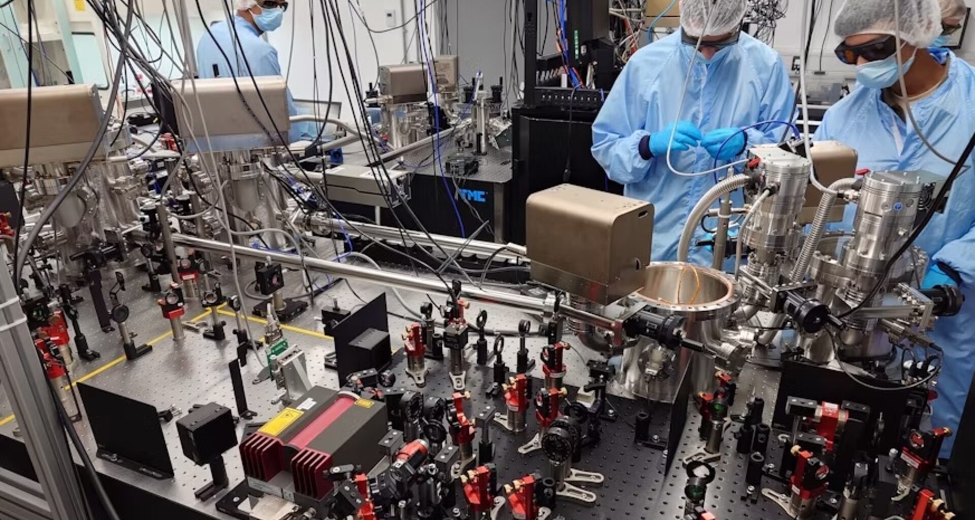 New 3,632°F metal alloy could build aircraft engines with better fuel efficiency