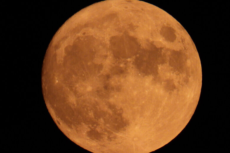 Full harvest supermoon makes rare October appearance