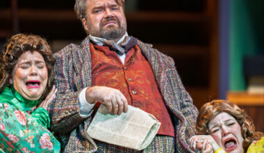 Hobson's Choice Satirizes a Father's Control Over His Daughters