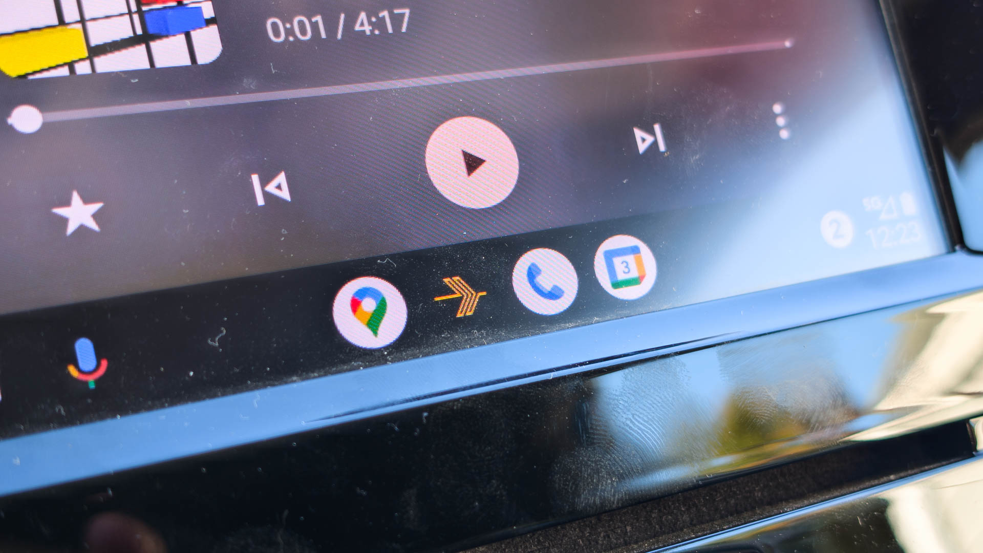 Android Auto Most Used Apps on Taskbar