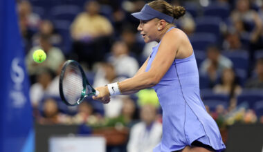 Anisimova overturns slow start, books quarterfinal meeting with Paolini