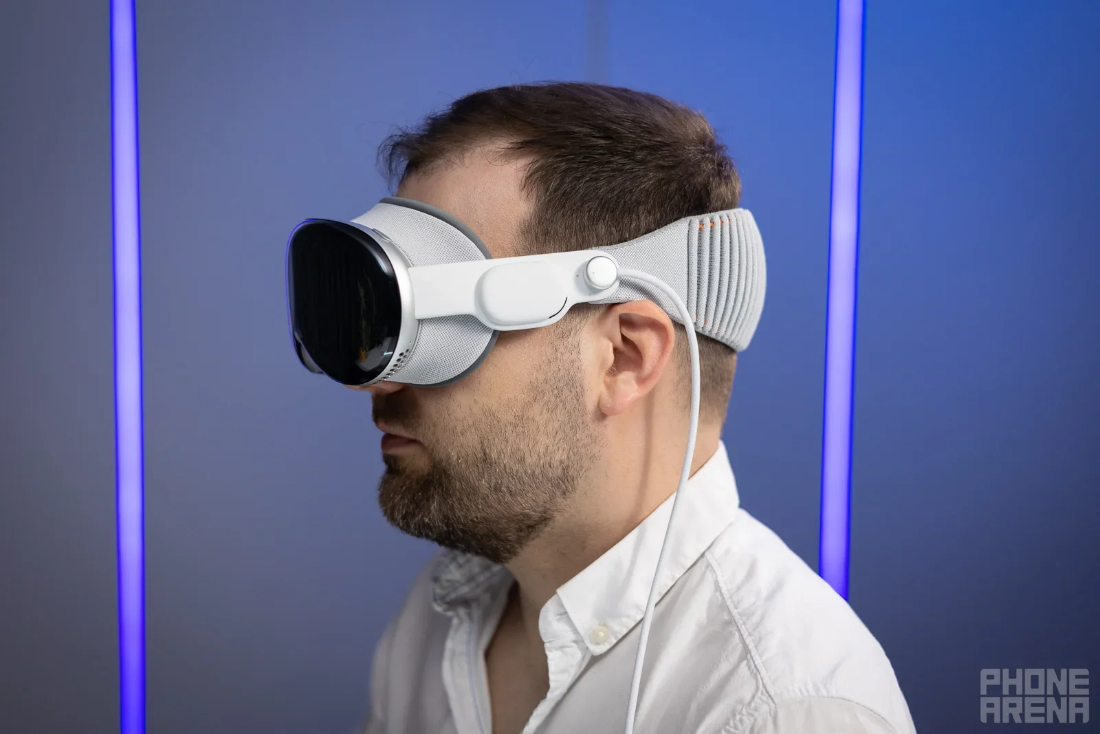Even the $3500 Vision Pro gets uncomfortable after a while - VR is dead! And even Apple and Samsung can't save it