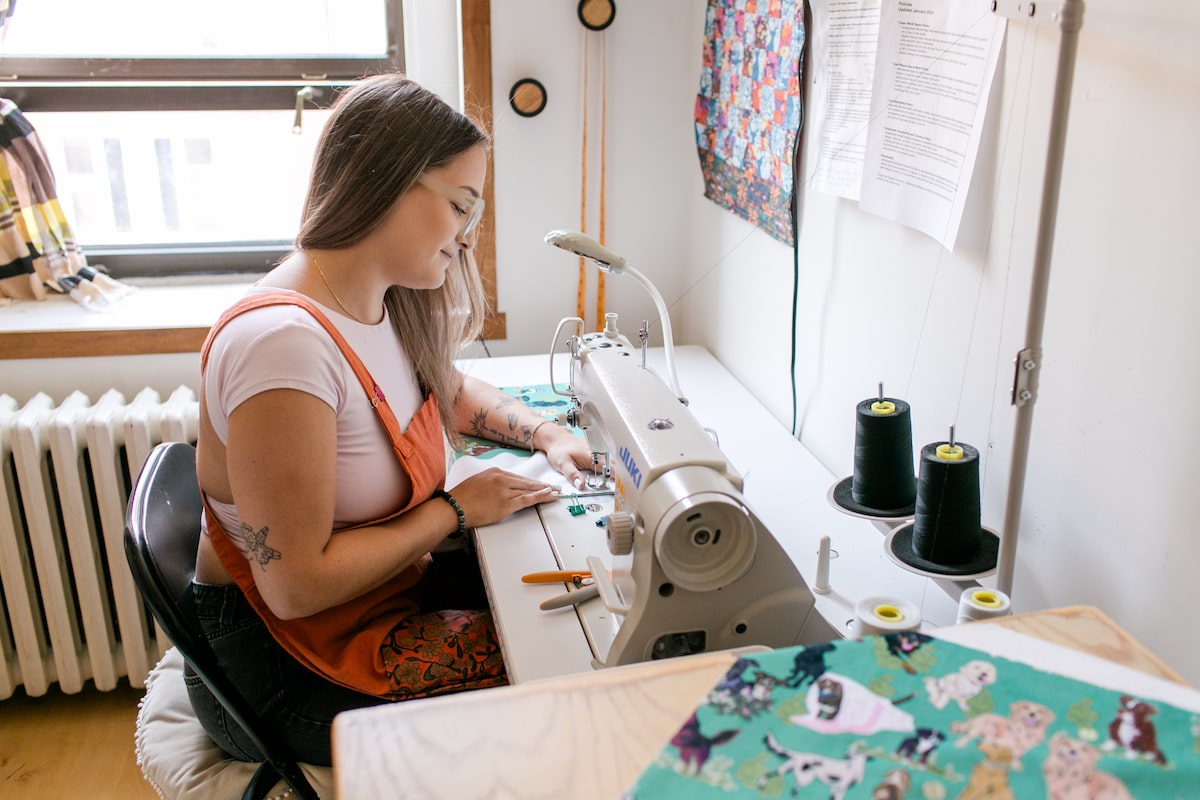 How small businesses stay competitive on shoestring budgets