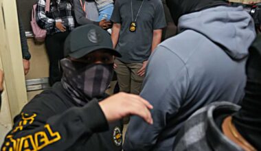 Changing tactics? ICE takes entire families into custody for questioning inside 26 Federal Plaza in detainment strategy