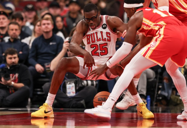 Chicago Bulls' Jalen Smith (25) loses control of the ball in the fourth quarter during a game against the Atlanta Hawks, Monday, Oct. 27, 2025, at the United Center in Chicago. (Dominic Di Palermo/Chicago Tribune)